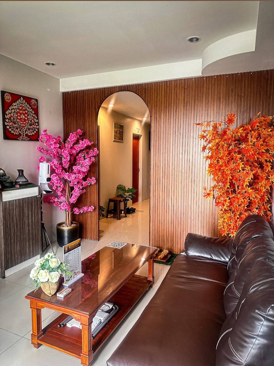PhoKaew Massage for Health & Wellness waiting lounge